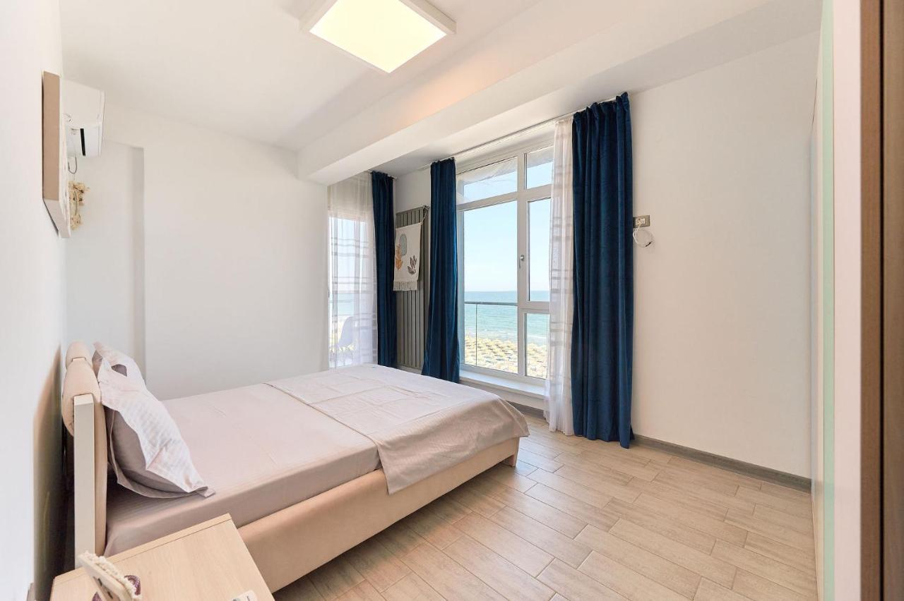 Paradise Sea View 2Bd Apt Spa N Pools Beach Resort Navodari Dış mekan fotoğraf